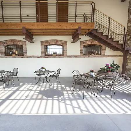 Tenuta La Borghetta *