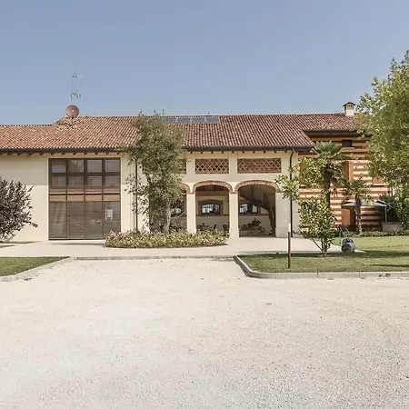 Tenuta La Borghetta *