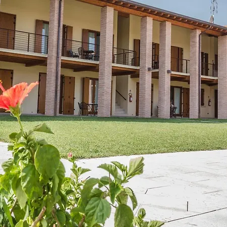 Tenuta La Borghetta *