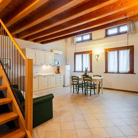 Cascina Borghetta * Сирмионе