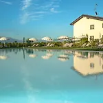 Agroturismo Cascina Borghetta *